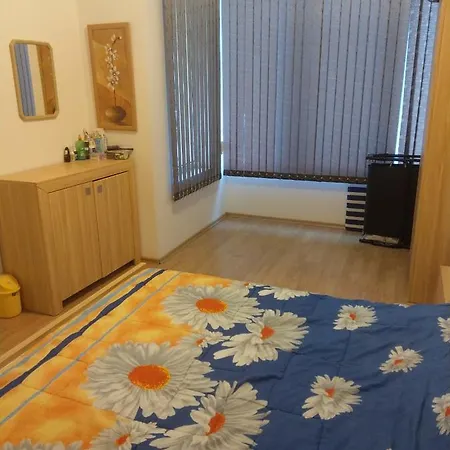 Cozy By The Sea Апартамент *
