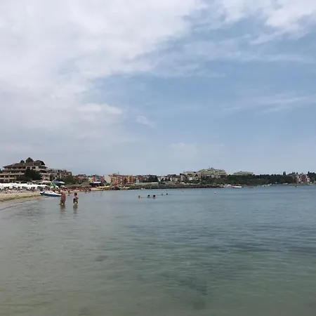 Cozy By The Sea Апартаменты Равда
